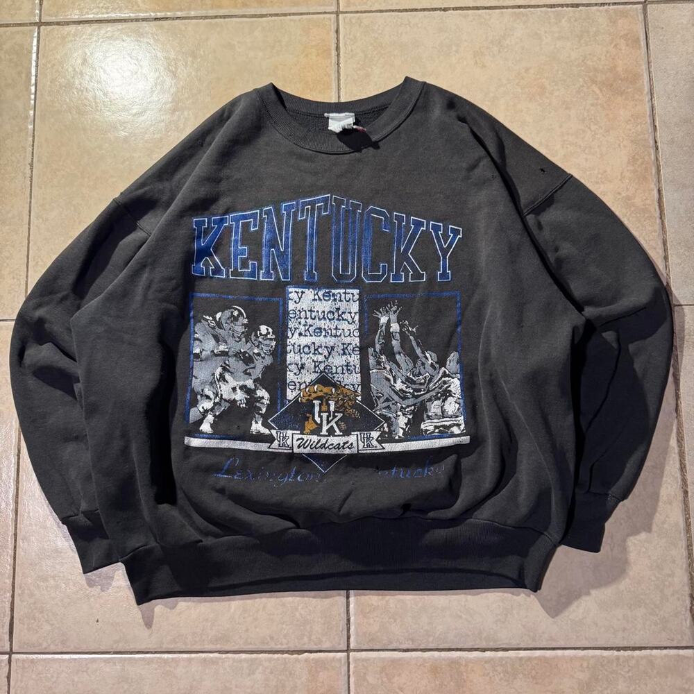 Vintage 90s kentucky wildcats crewneck Nike Size M in Mens